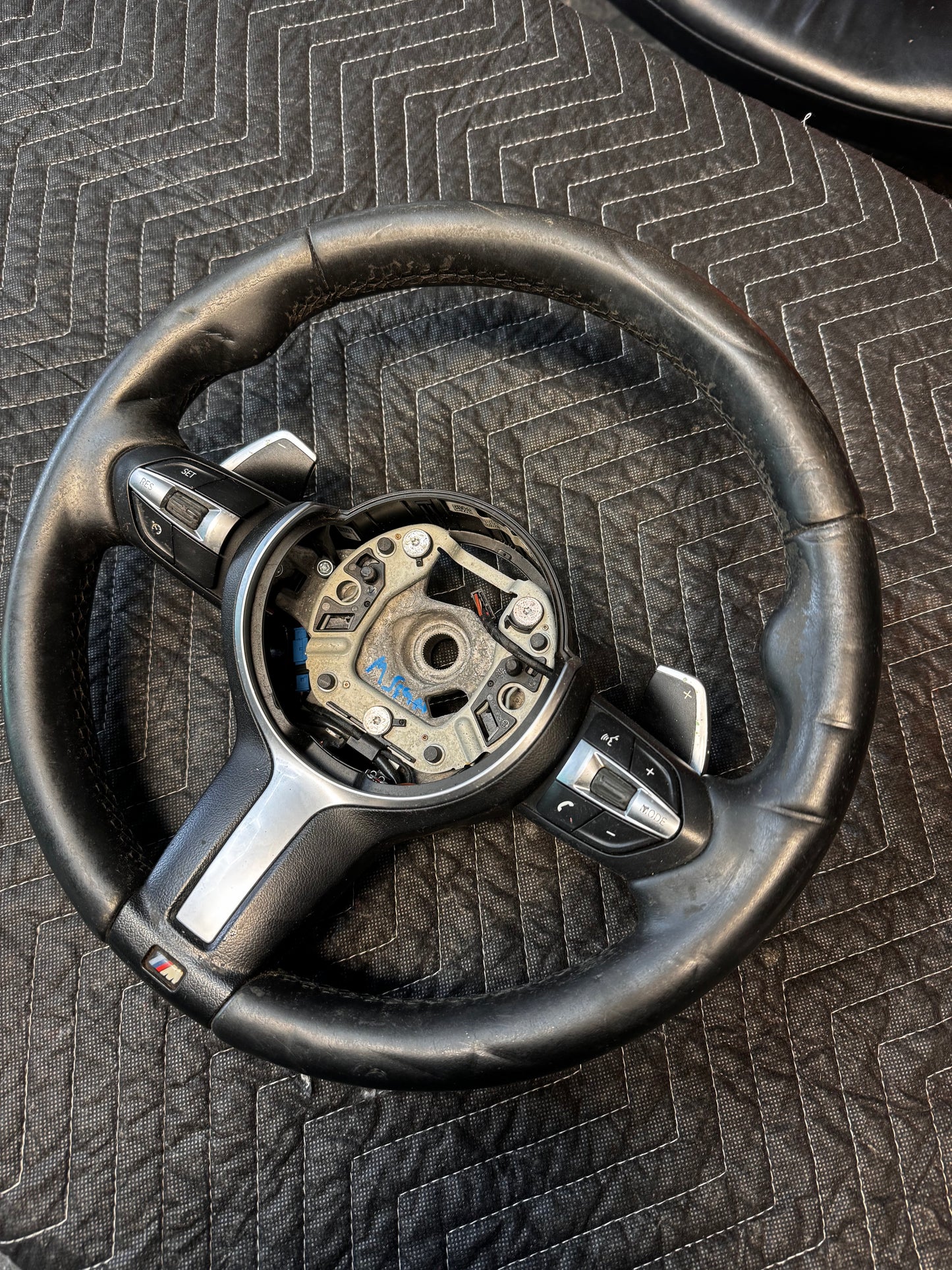 F series sport steering wheel with paddle shifters
