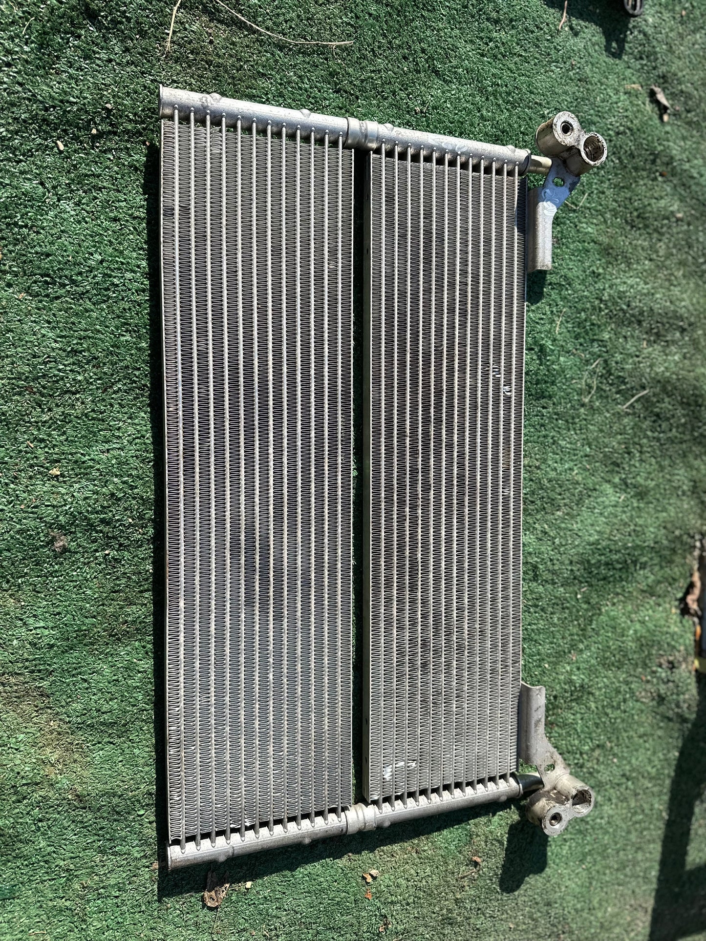 E60 535 N54 OIL COOLER