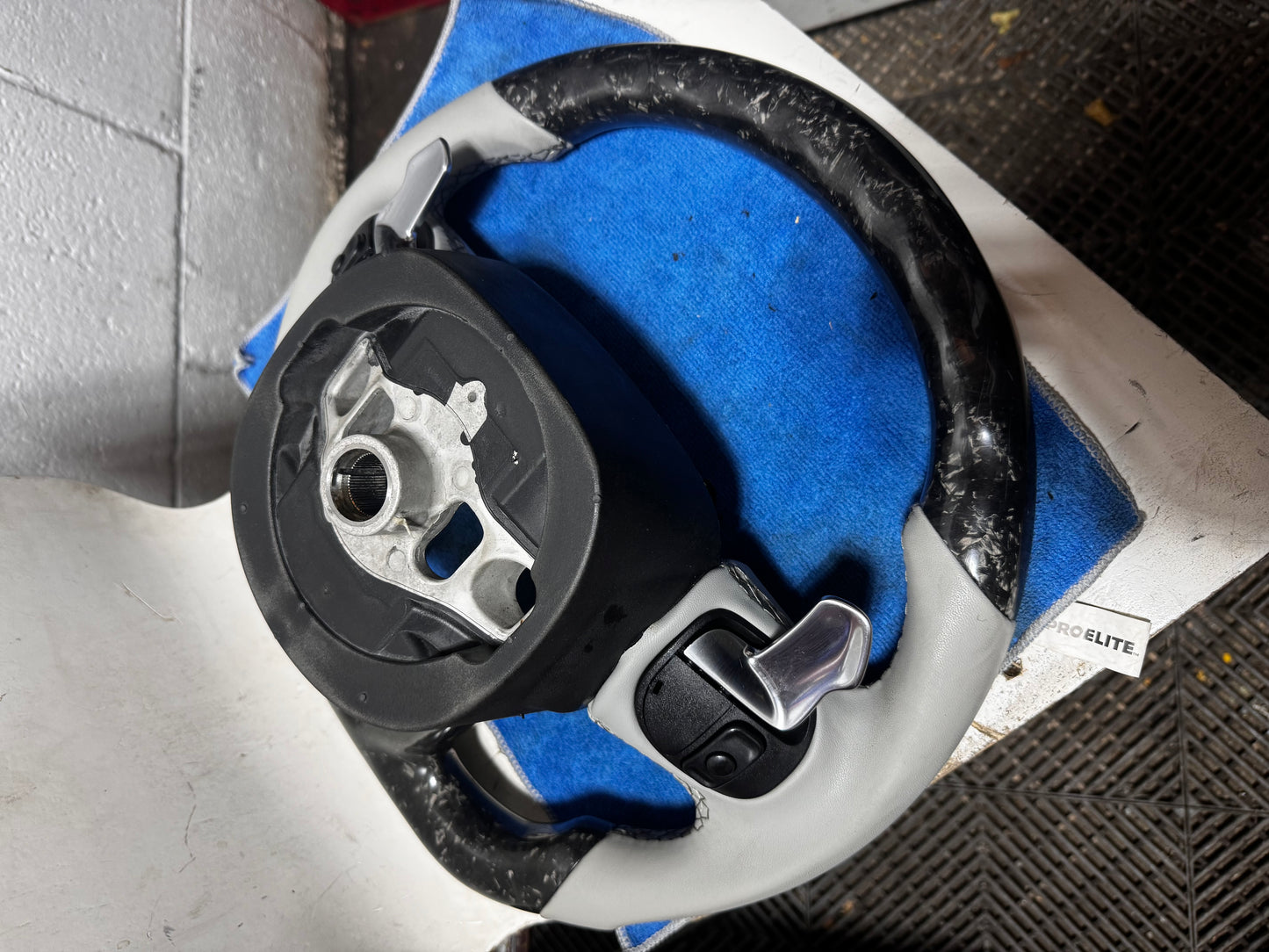 DODGE CHRYSLER 300 STEERING WHEEL