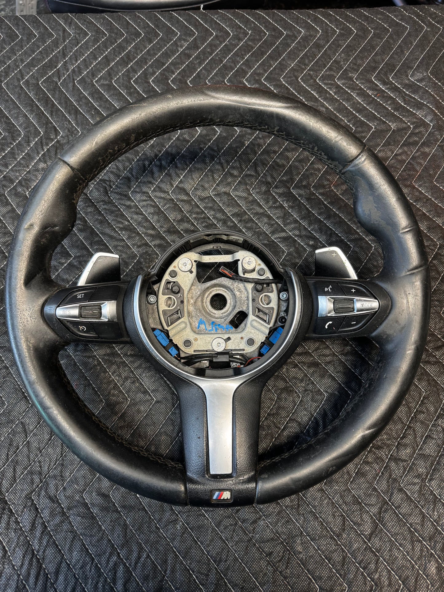 F series sport steering wheel with paddle shifters