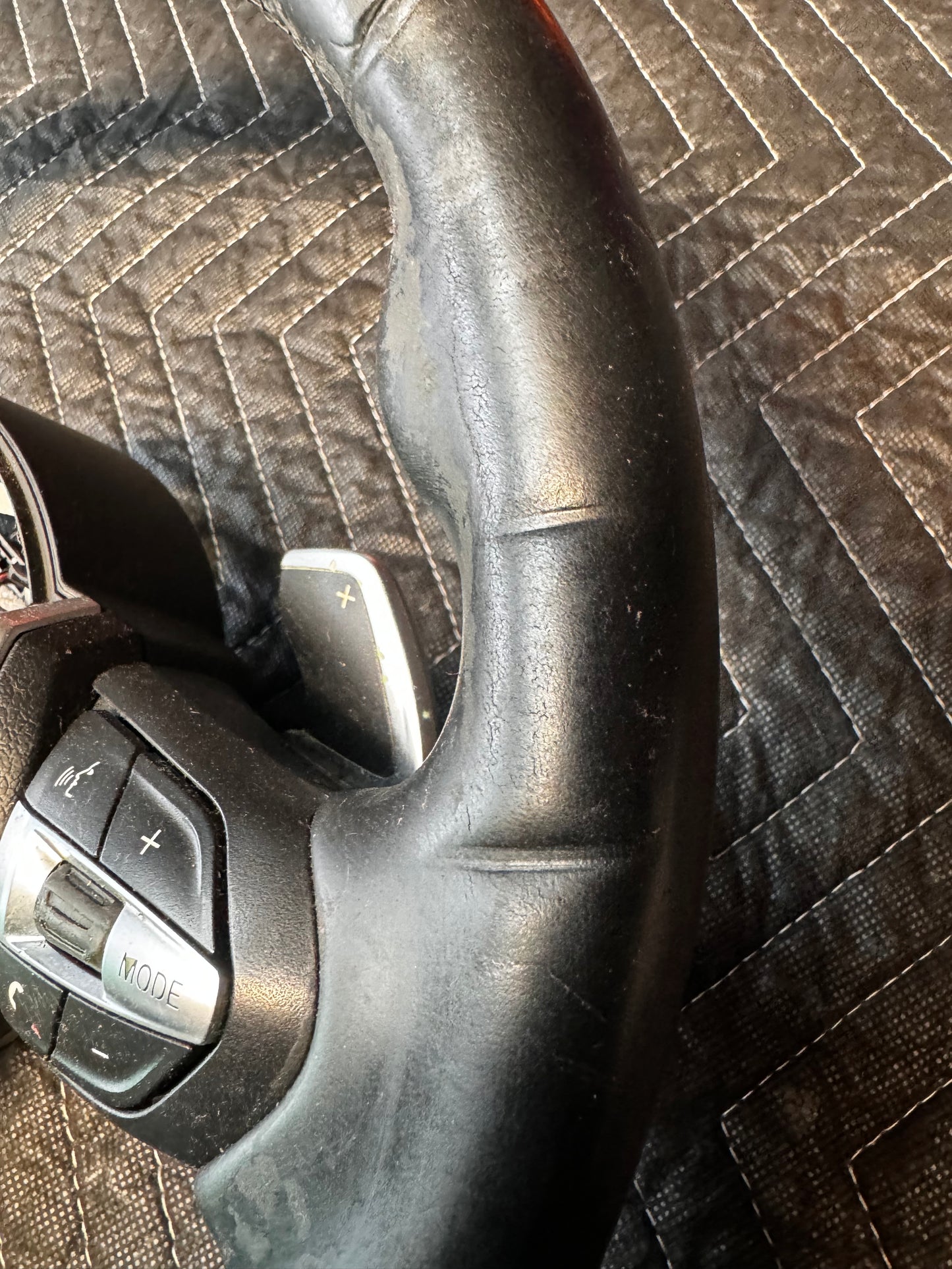 F series sport steering wheel with paddle shifters