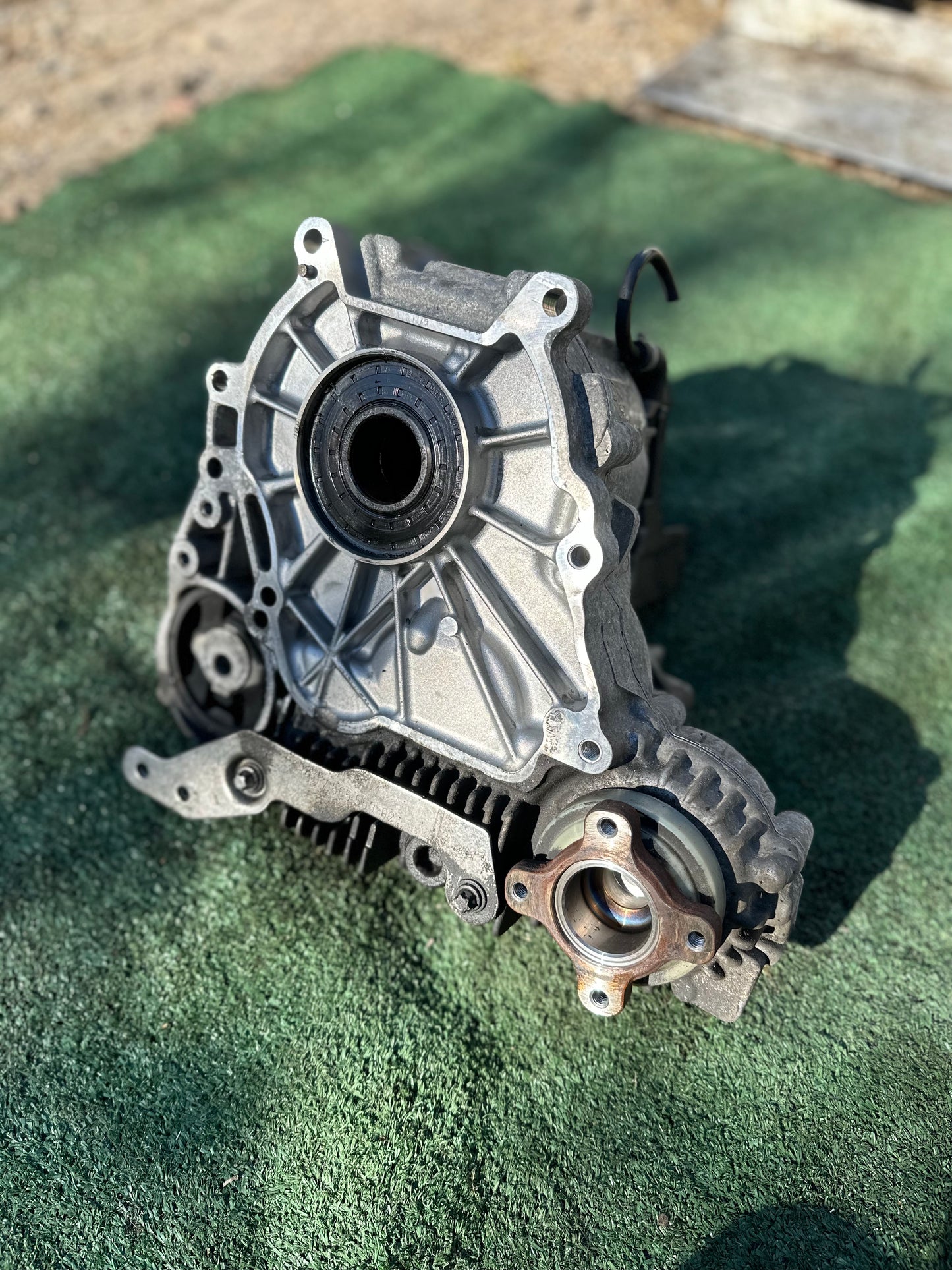 E60 535XI TRANSFER CASE