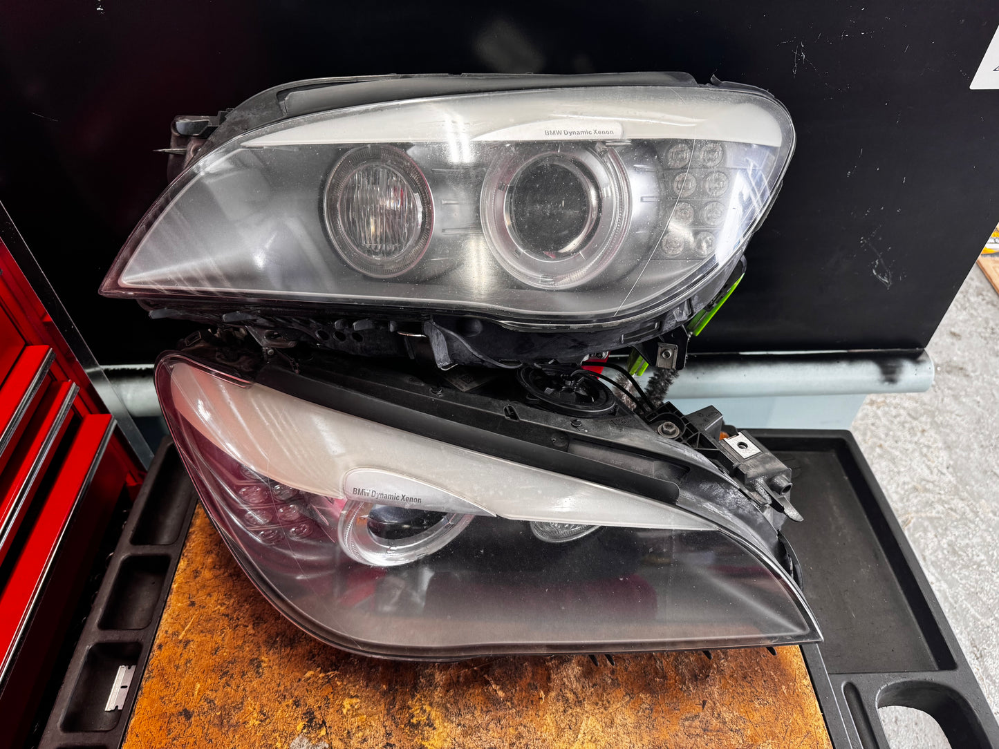 F01/F02 BMW 7 SERIES HEADLIGHTS