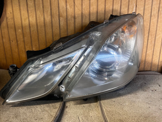 2010 Mercedes E350 HEADLIGHT