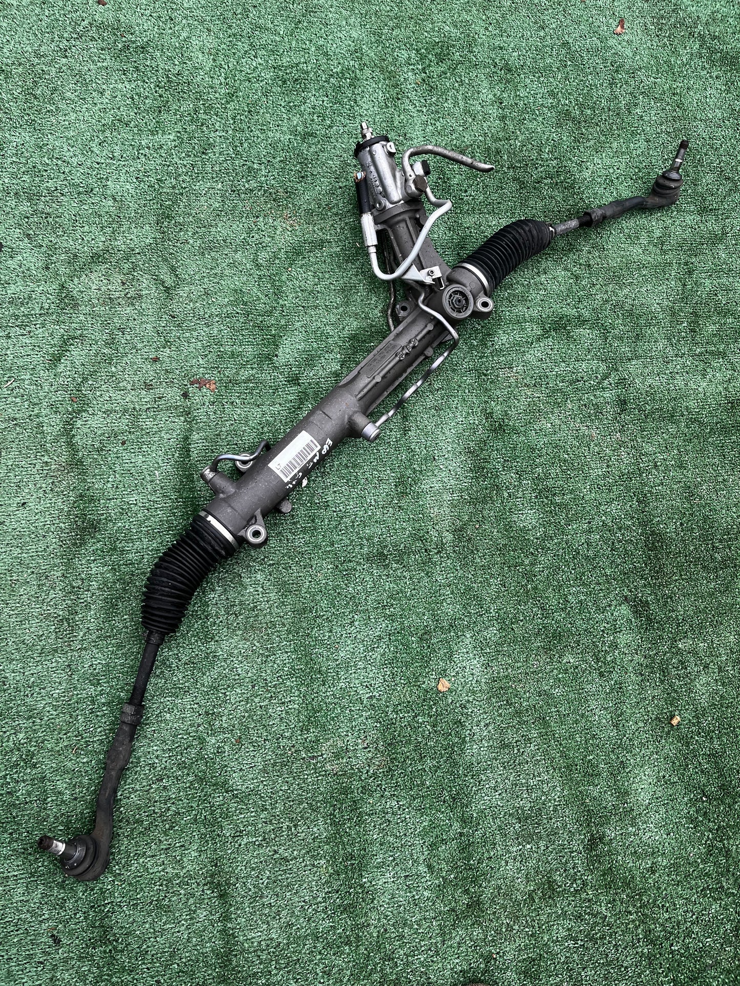 #0030 06-10 E60 M5 POWER STEERING RACK