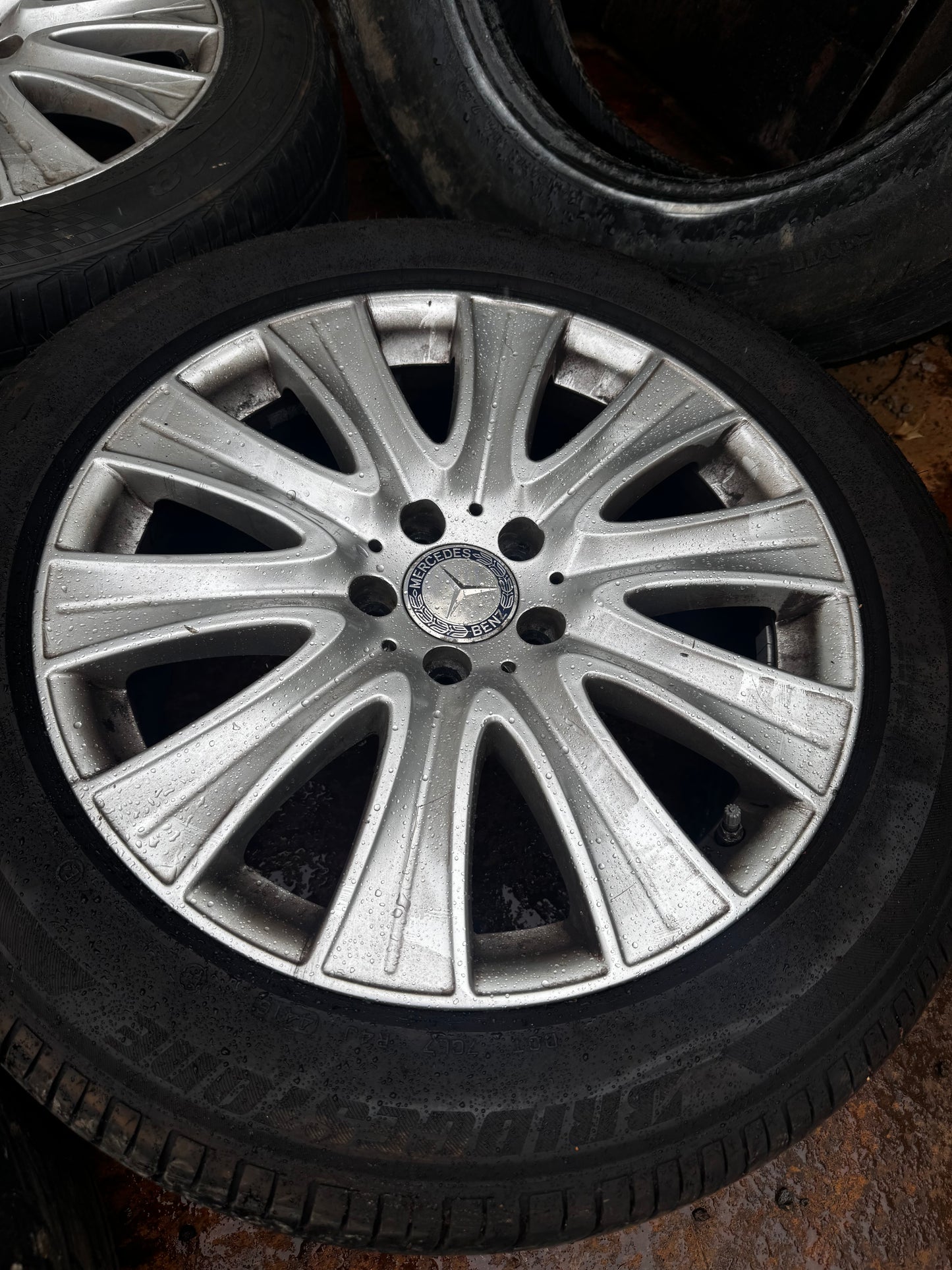 Mercedes benz S550 8x18 WHEELS